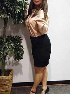 J엢