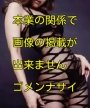 �q��