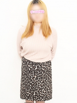 ���삠����