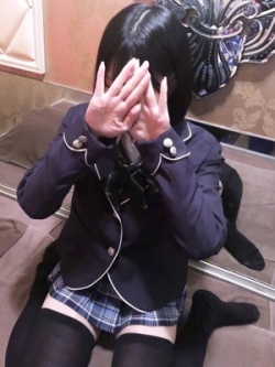 킩