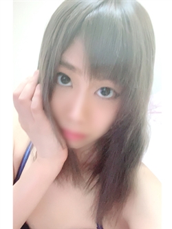 �����