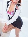 �~�J